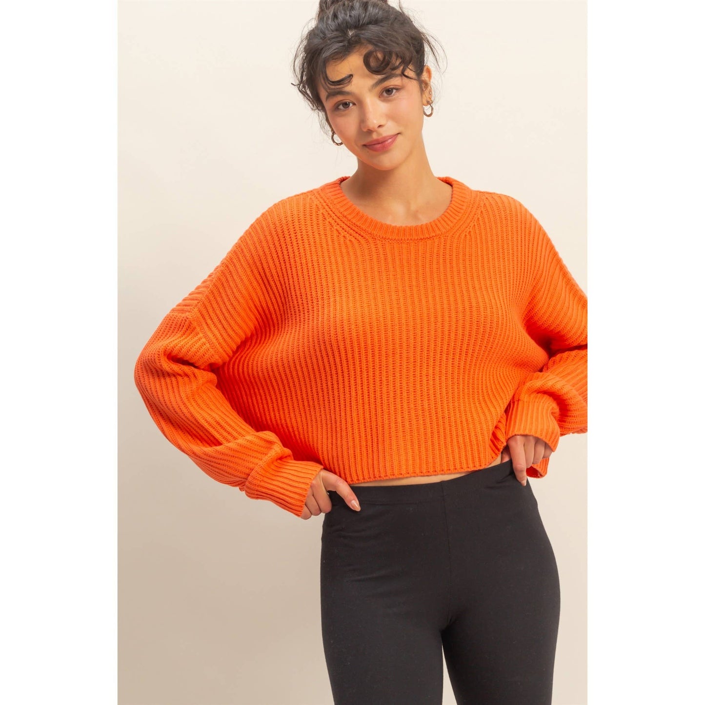 Cropped Knit Sweater With Crew Neck
