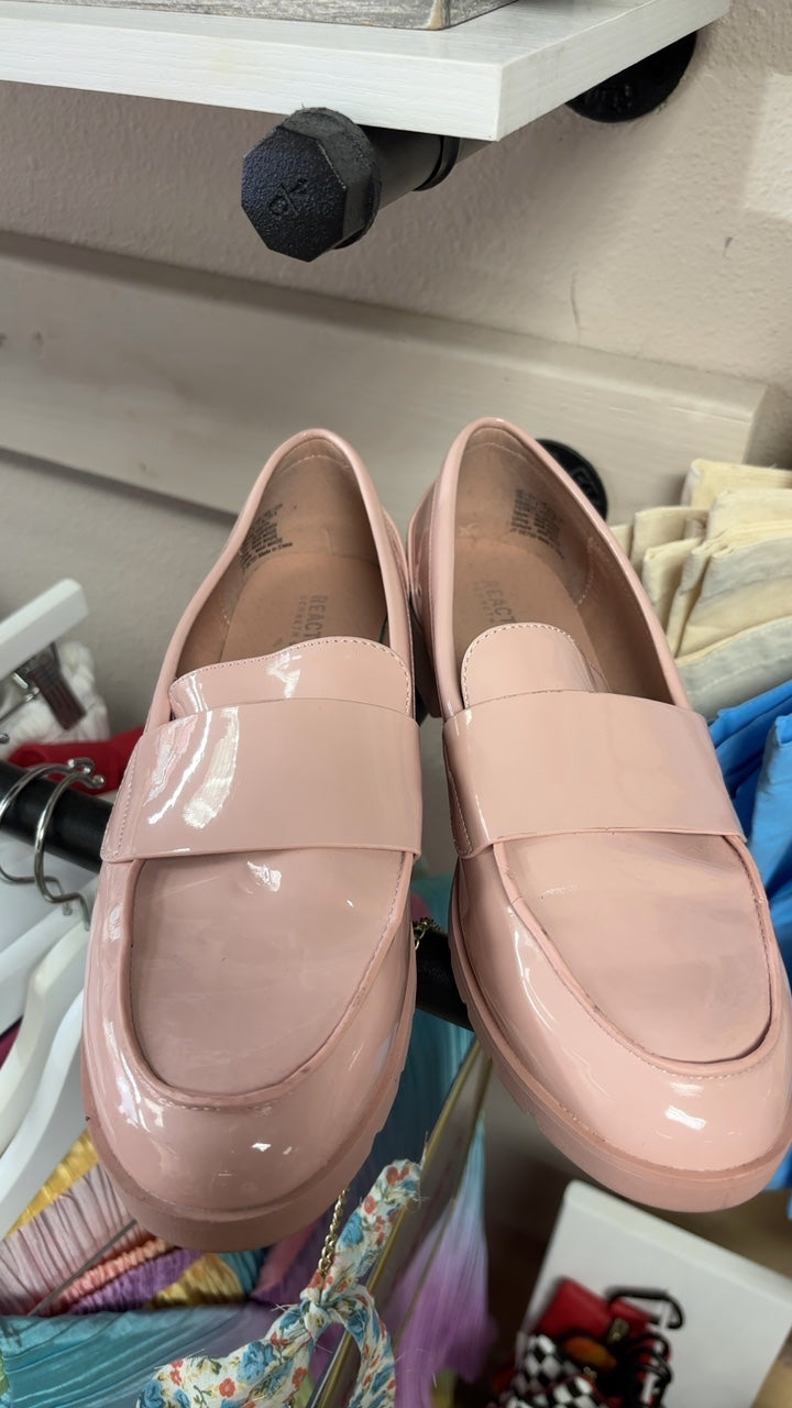Loafers Shoes Pink