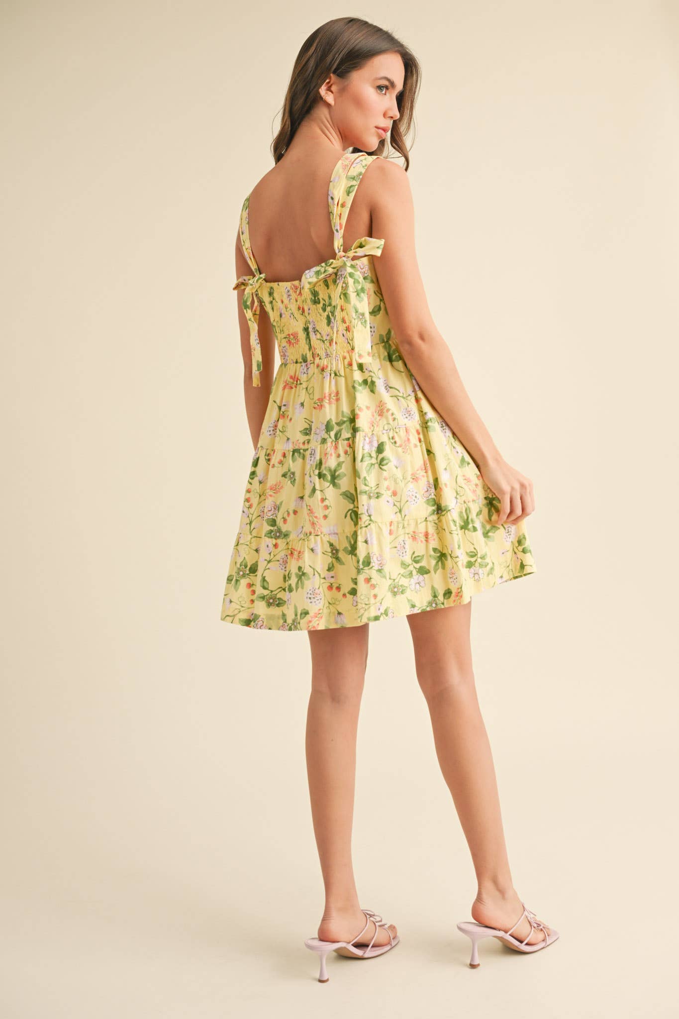 FLORAL TIERED MINI DRESS WITH TYING STRAPS MDR3808