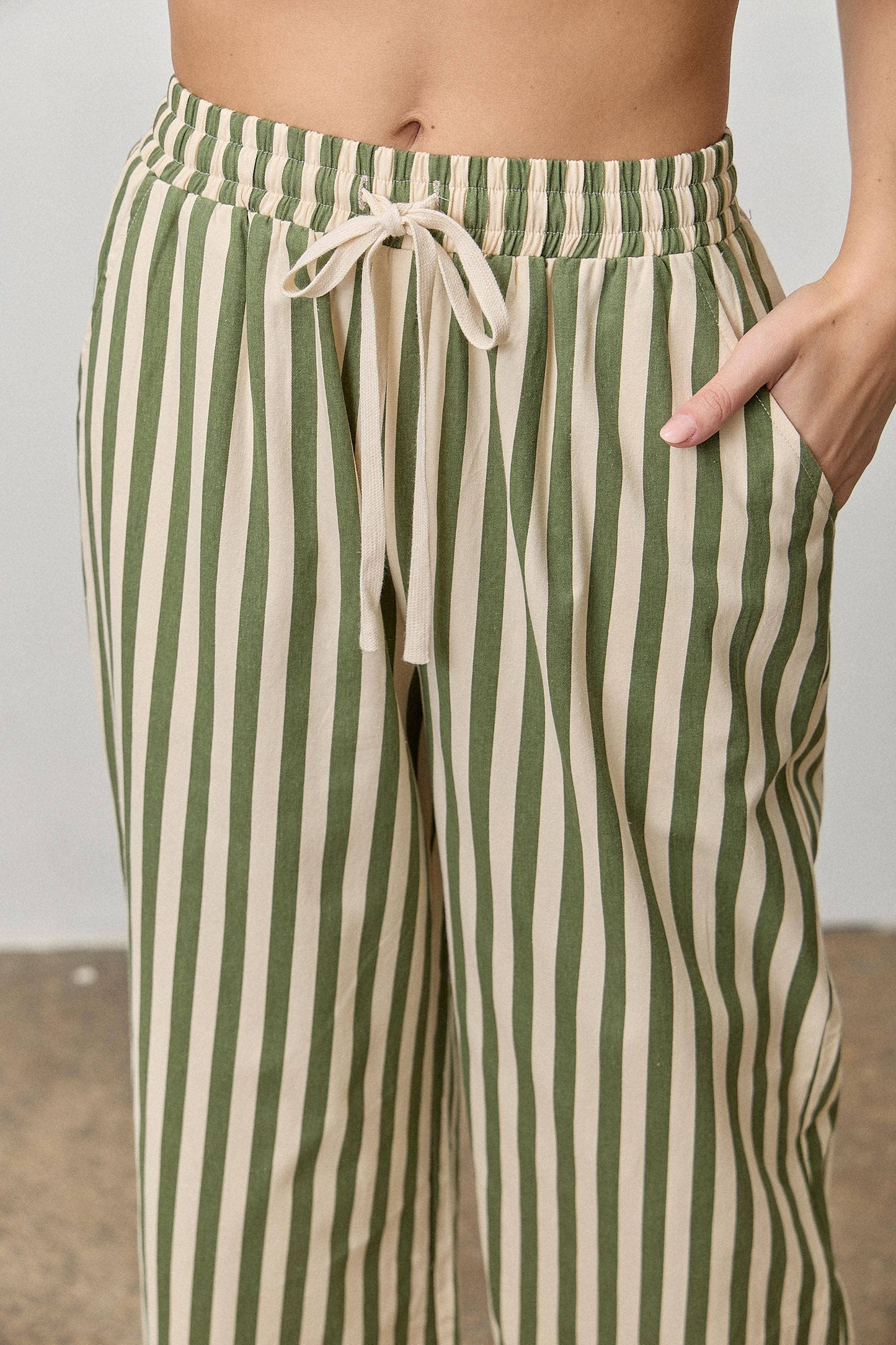 STRIPED DRAWSTRING PANTS