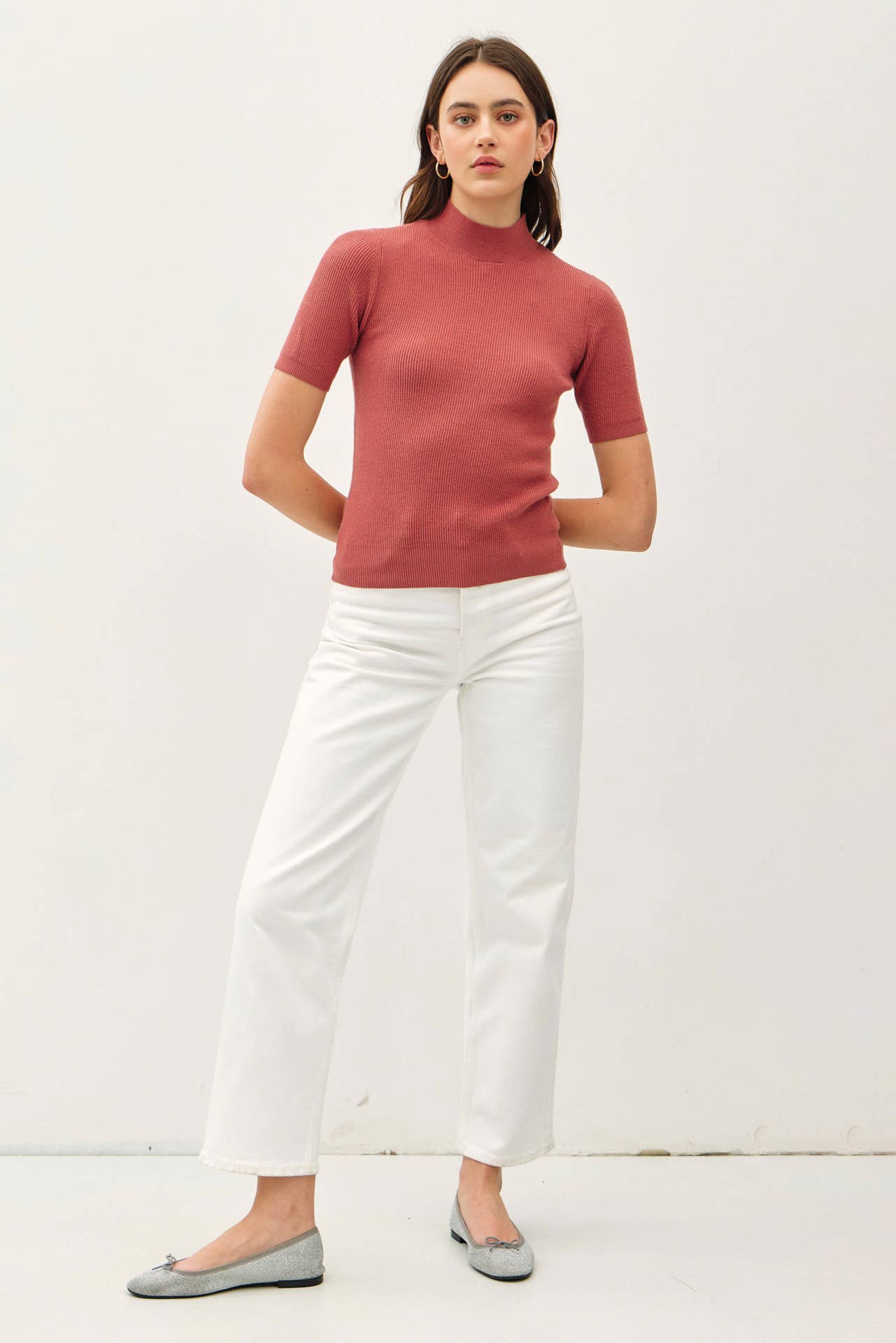 MOCK NECK SHORT SLEEVE RIBBED KNIT SWEATER