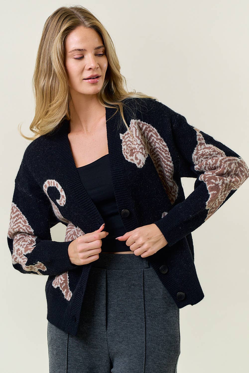 TIGER PRINTED SWEATER CARDIGAN - 1701C