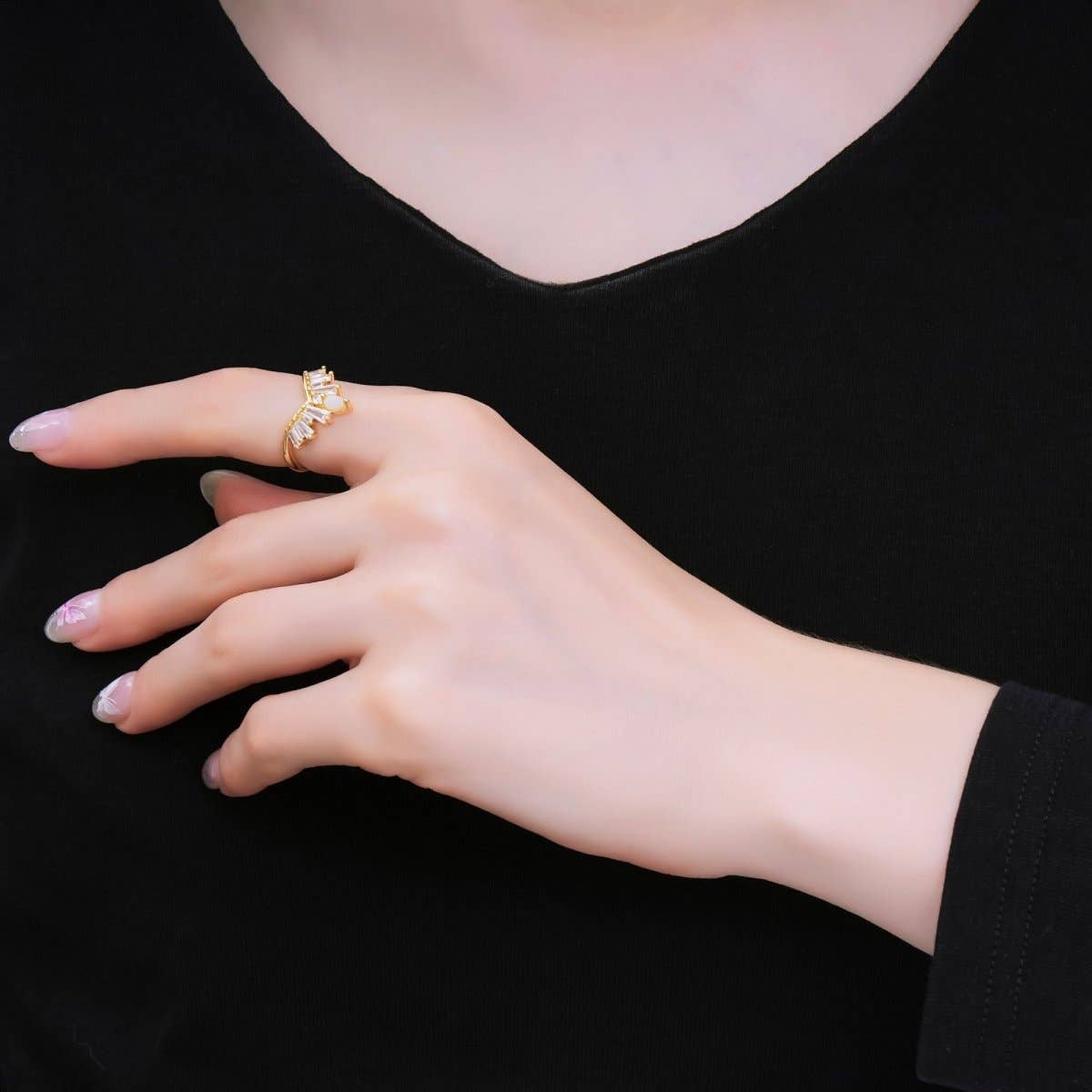 24K Gold Filled Baguette CZ V-Shaped Crown Ring | O1476