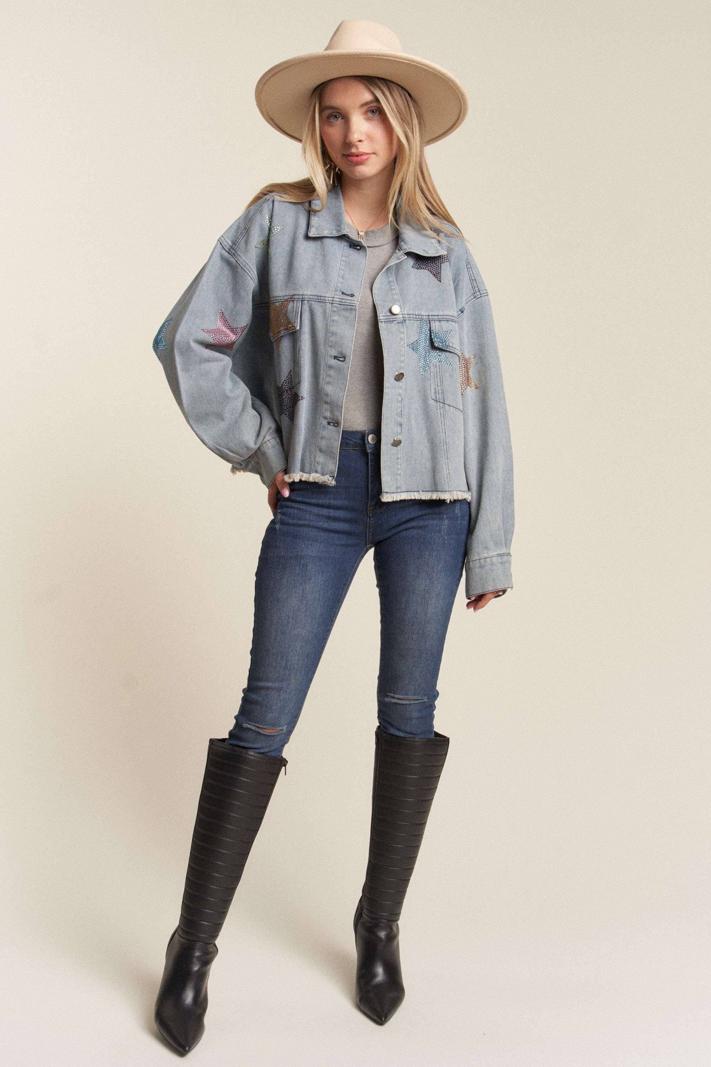 LKJ8209- RHINESTONE STAR ACCENT DENIM JACKET