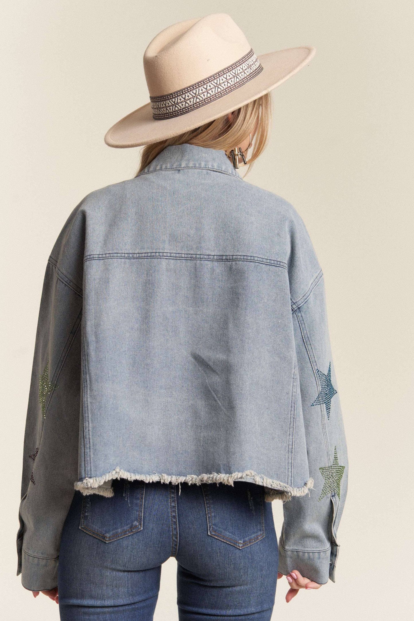 LKJ8209- RHINESTONE STAR ACCENT DENIM JACKET