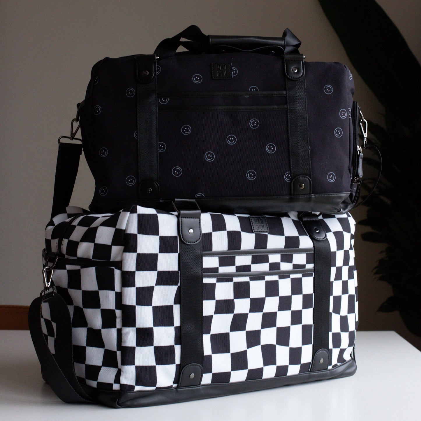 Day Tripper Mini Duffle in Smiles