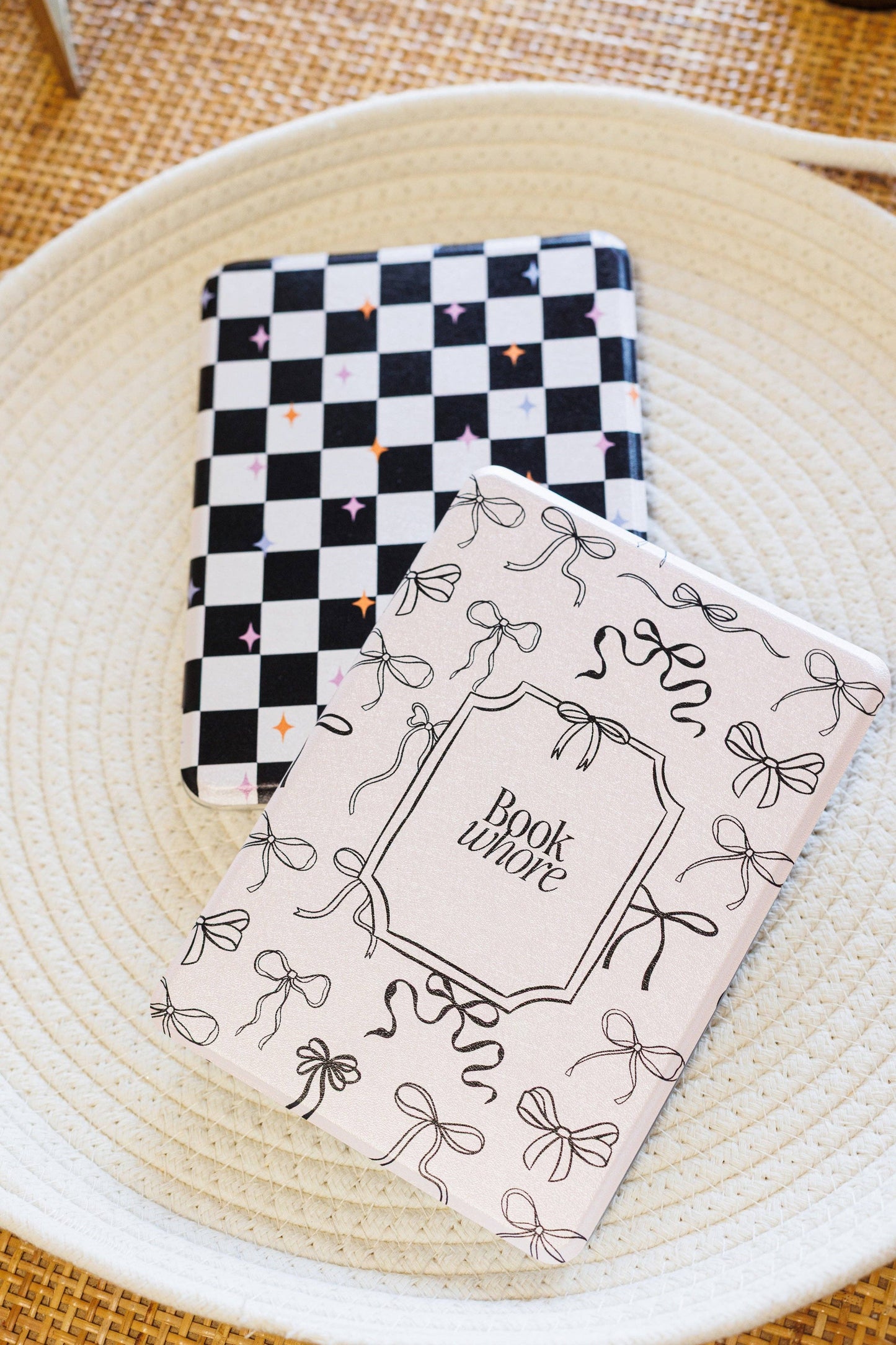Book Whore Bows Clear Back and Handstrap Kindle Case