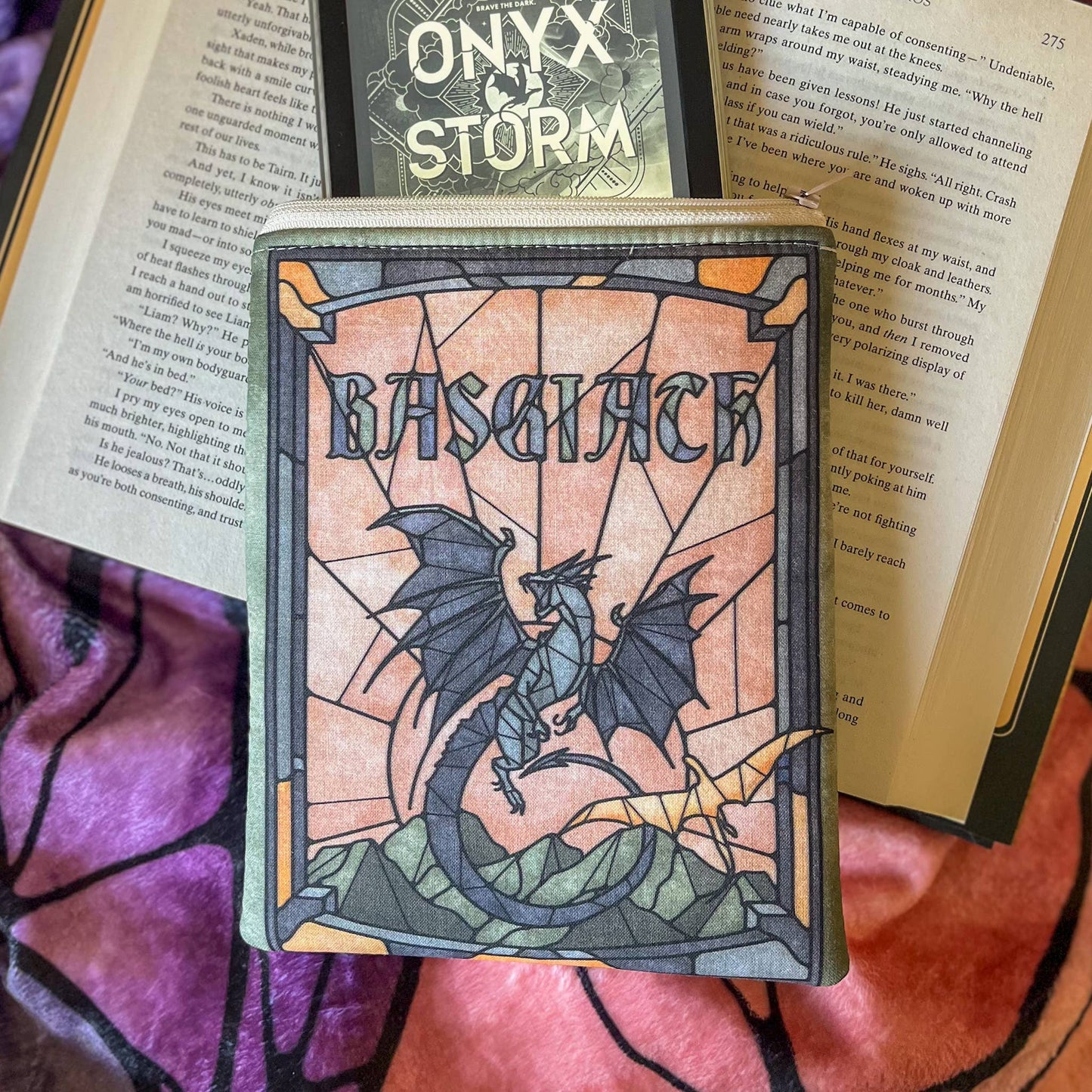 Fourth Wing Padded Kindle Sleeve with Zipper - Bookish Gift