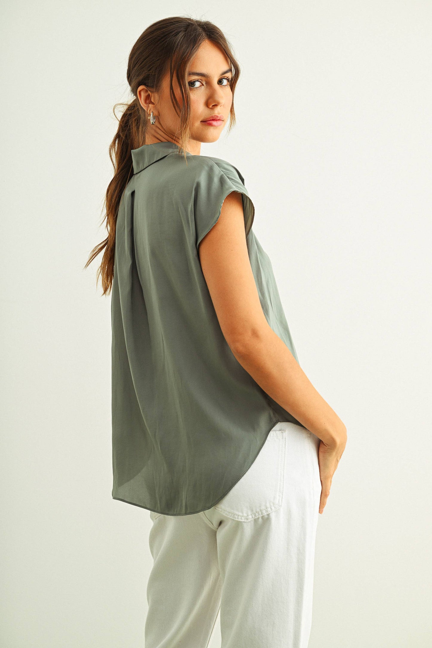 MMT1194   BUTTON DOWN CAP SLEEVE SHIRTS