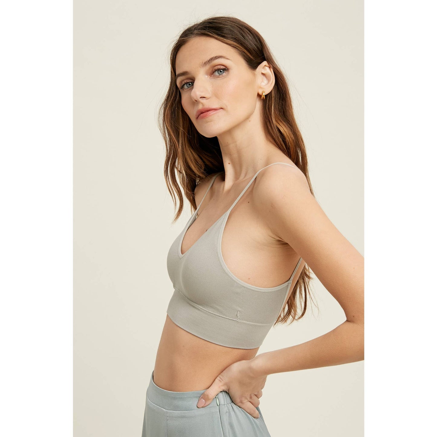 RIBBED SEAMLESS LOW BACK BRALETTE / WL22-6606