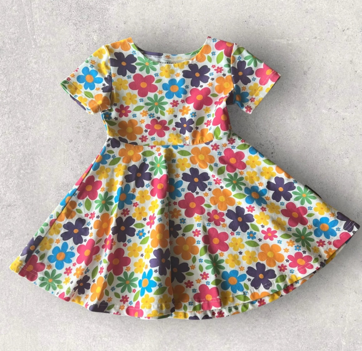 Kinship Lou Lou Blooms Short Sleeve Dress (Baby/Kid Size: 4-5Y) 