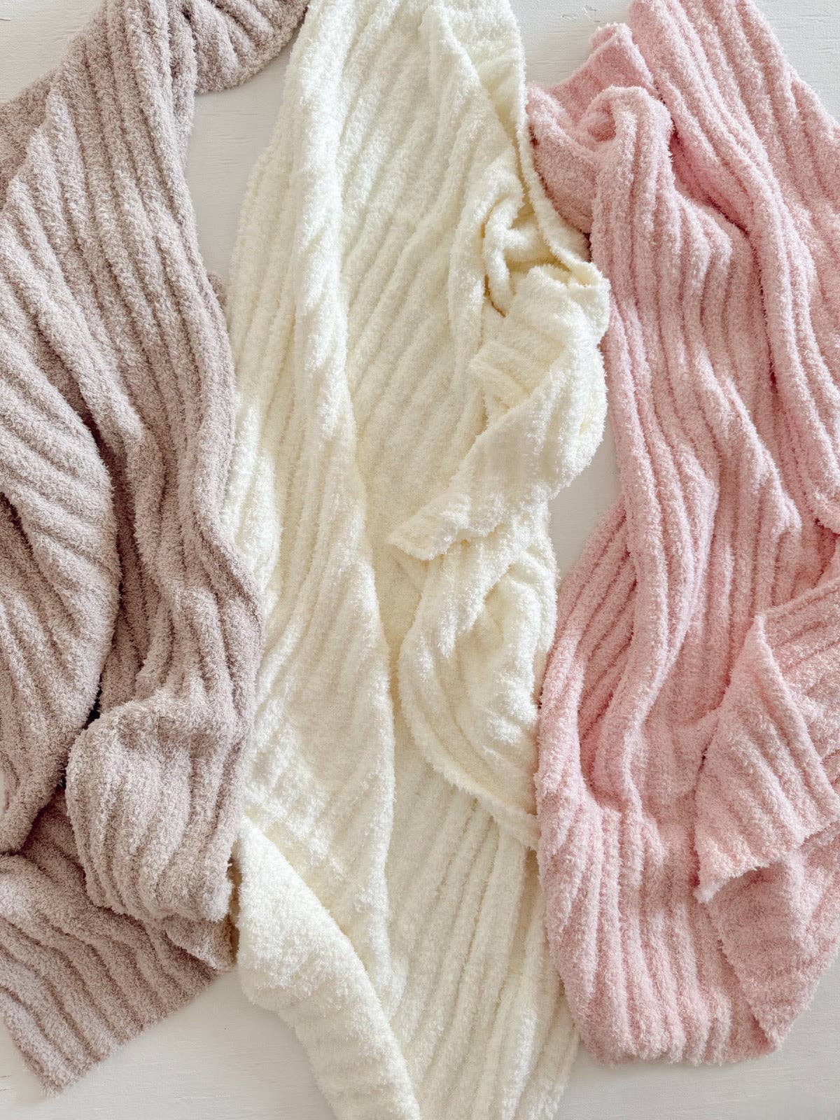 Phufy® Bliss Wave Blanket, Bisque