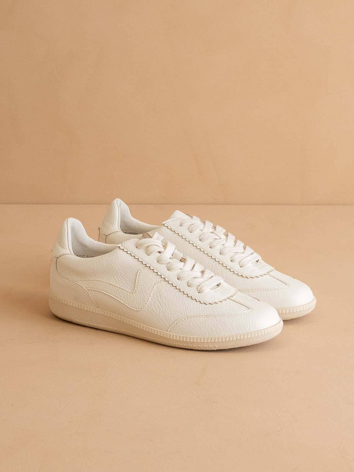 The Kyla | White Classic Low Top Sneakers