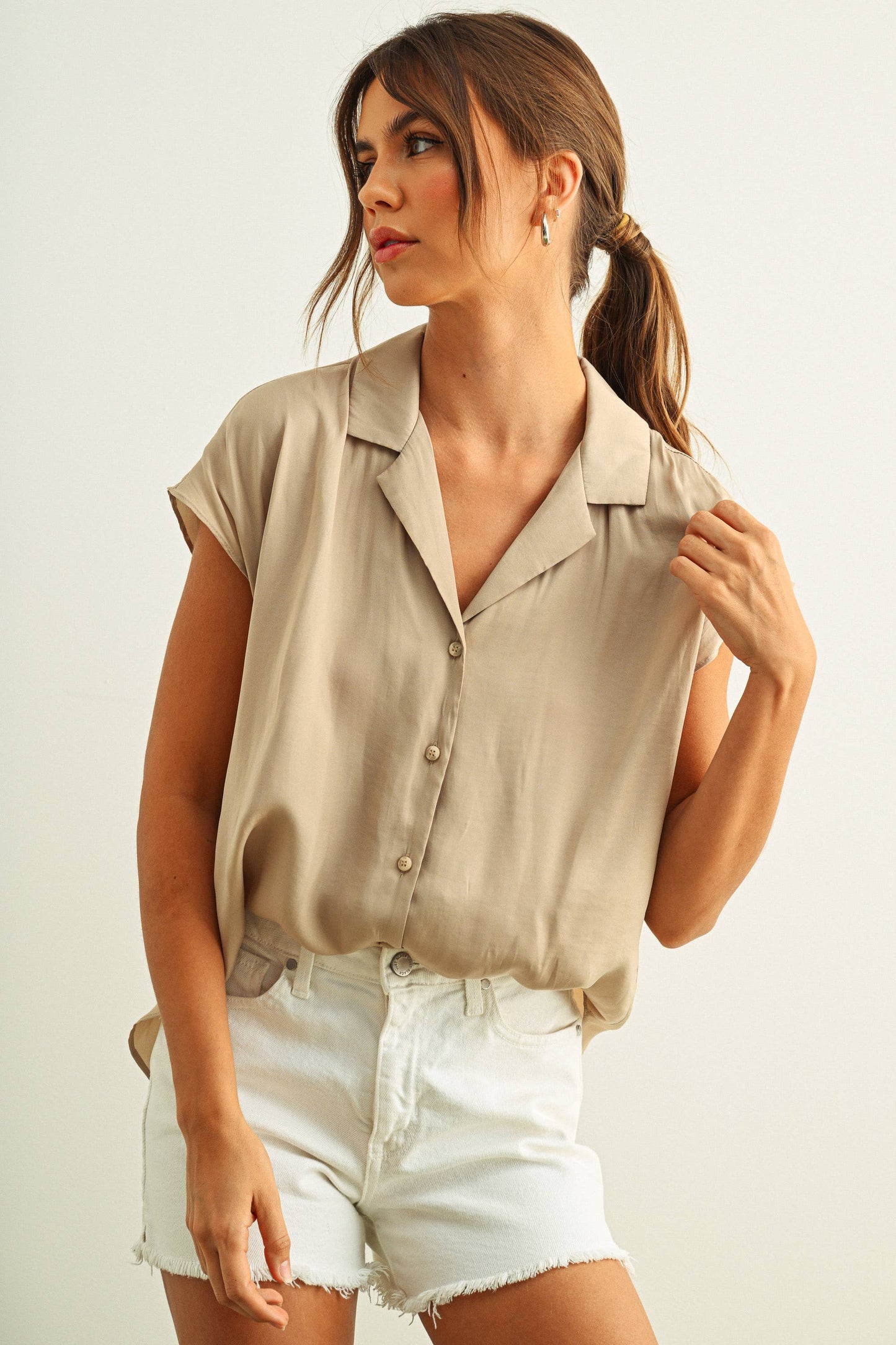 MMT1194   BUTTON DOWN CAP SLEEVE SHIRTS