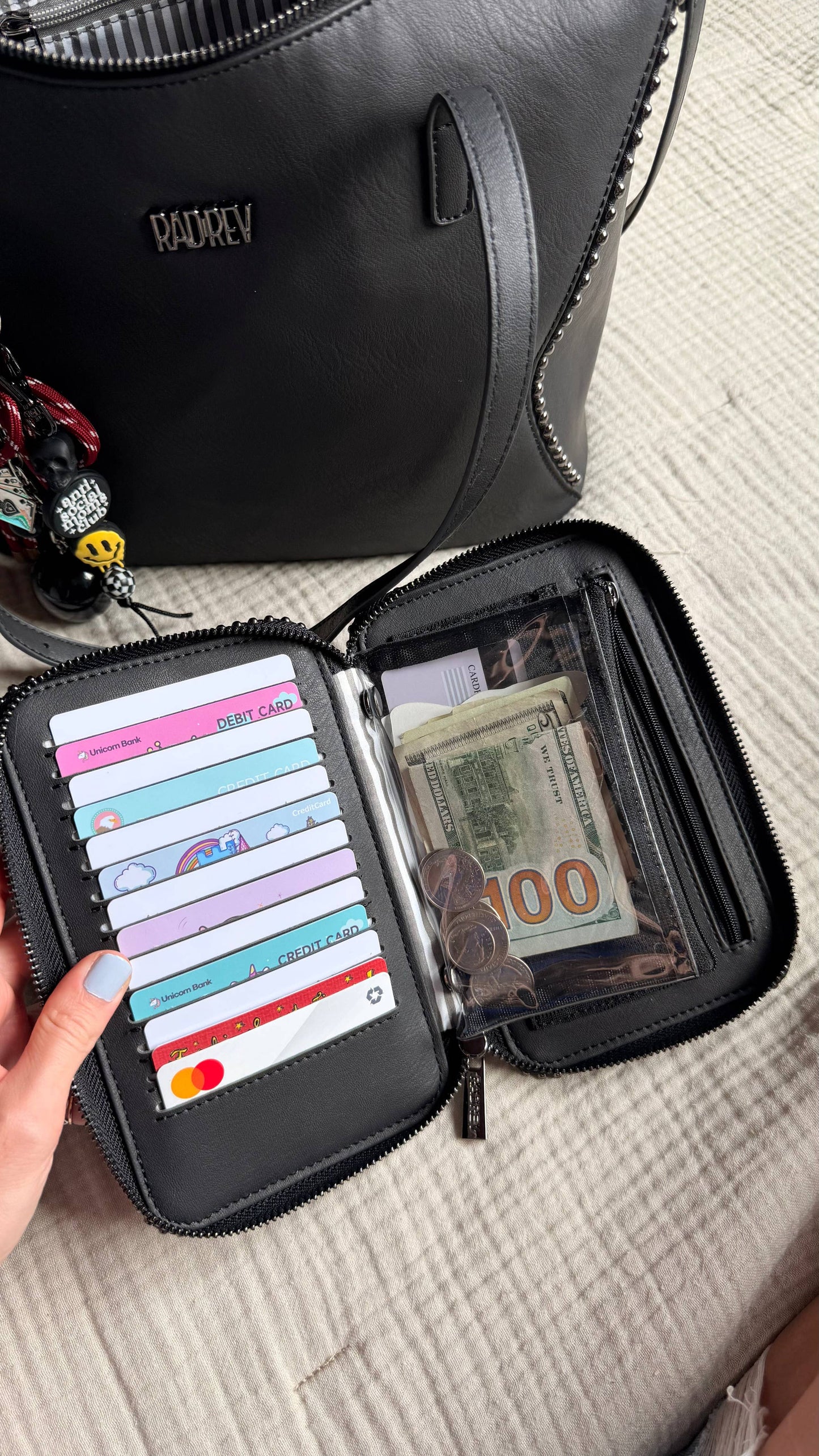 Bubble Wallet in Matte Black