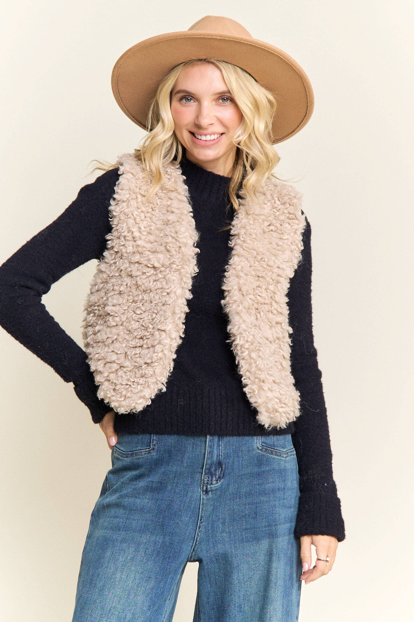 LEJ4199-FAUX FUR LUXE LONG VEST