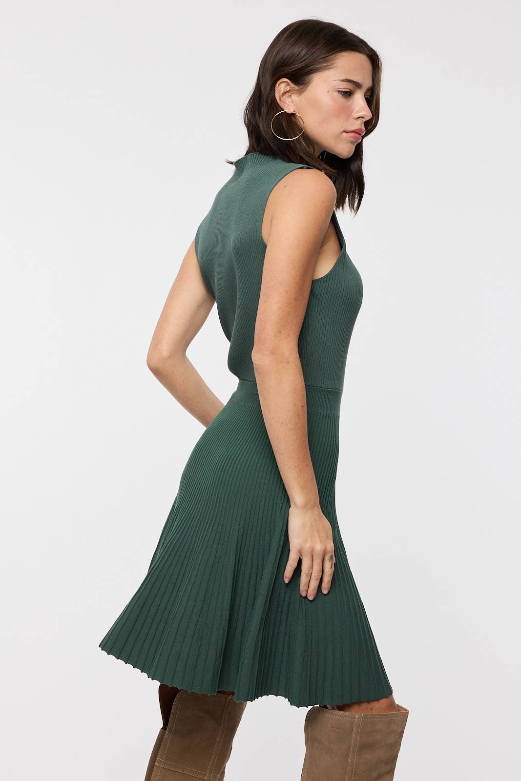 PLEATED MOCK NECK SWEATER MINI DRESS / WL25-11297