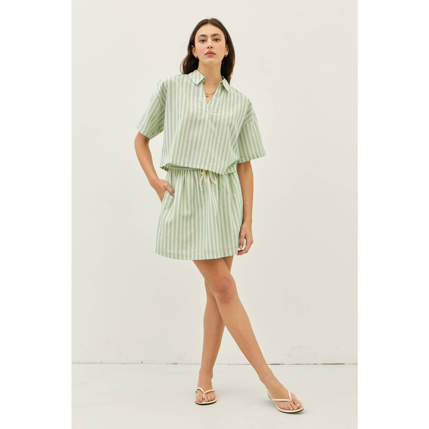 STRIPE MINI SKIRT WITH ELASTIC BAND AND POCKETS