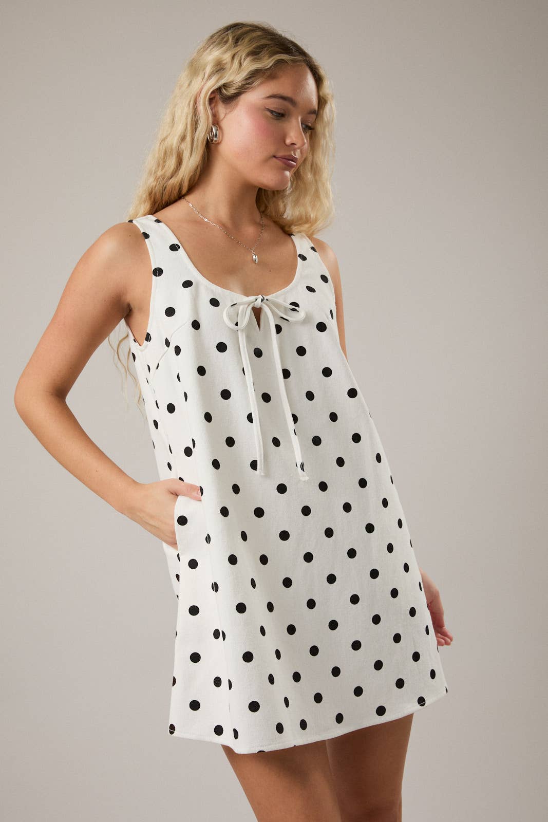 SLEEVELESS SCOOP NECK POLKA DOT DENIM MINI DRESS