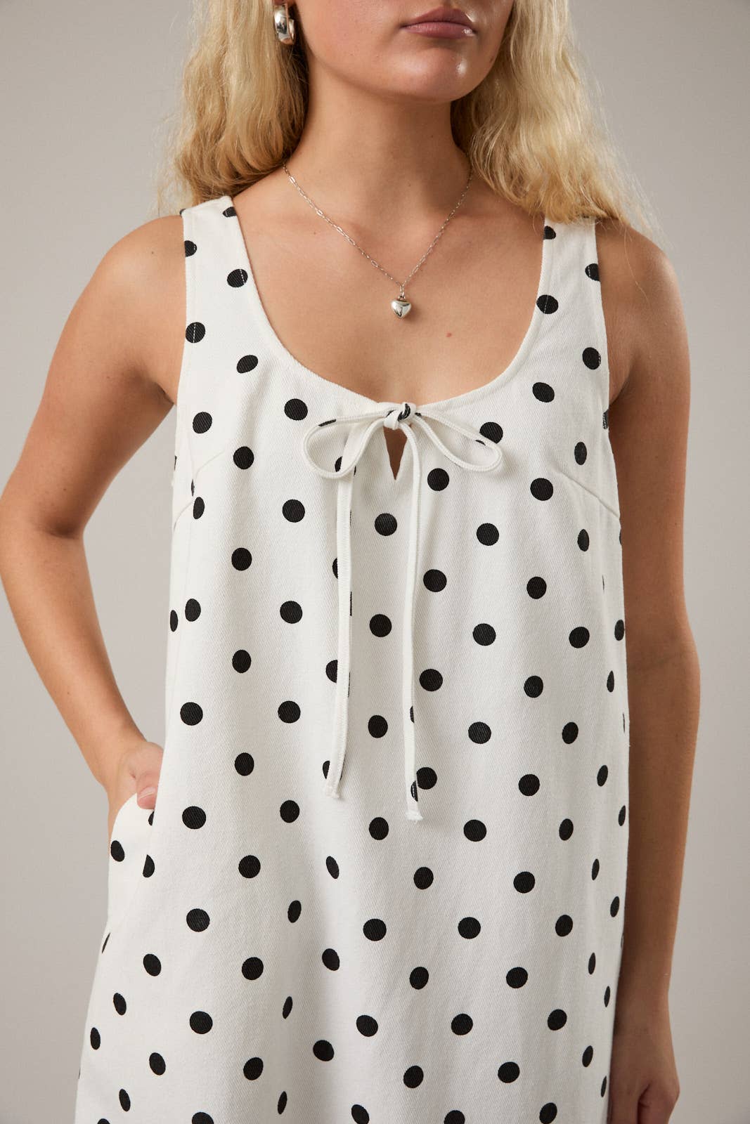 SLEEVELESS SCOOP NECK POLKA DOT DENIM MINI DRESS
