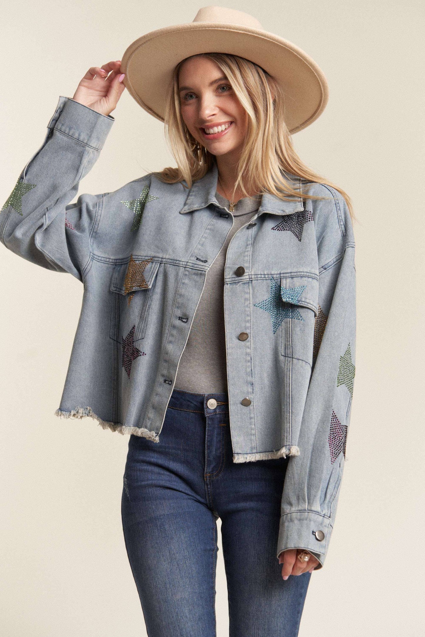 LKJ8209- RHINESTONE STAR ACCENT DENIM JACKET