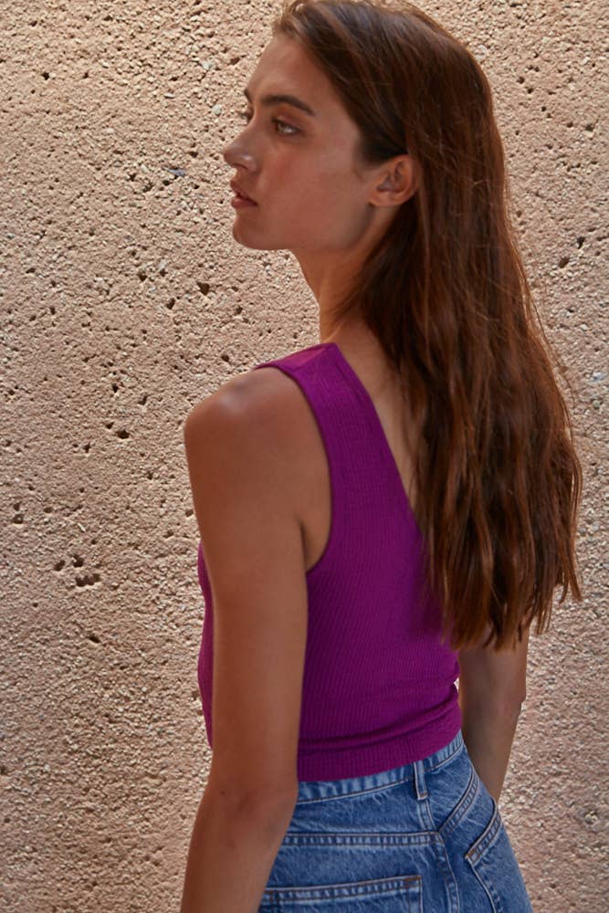 S1050N | Seamless Sleeveless UV Neck Reversible Tank Top