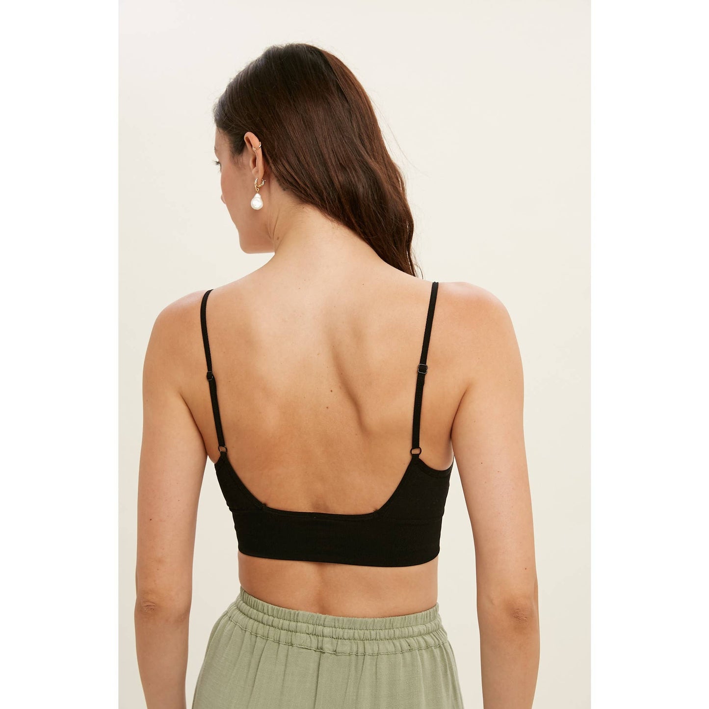 RIBBED SEAMLESS LOW BACK BRALETTE / WL22-6606