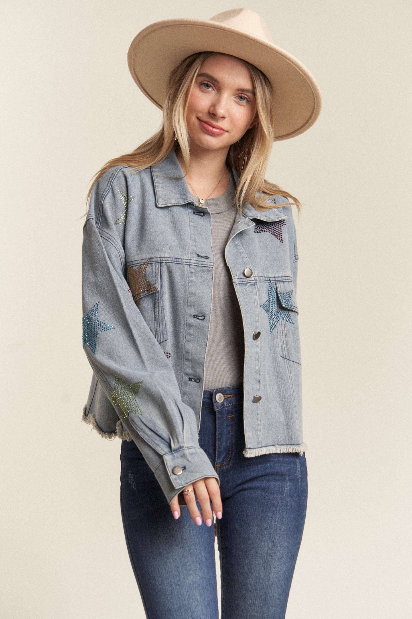 LKJ8209- RHINESTONE STAR ACCENT DENIM JACKET