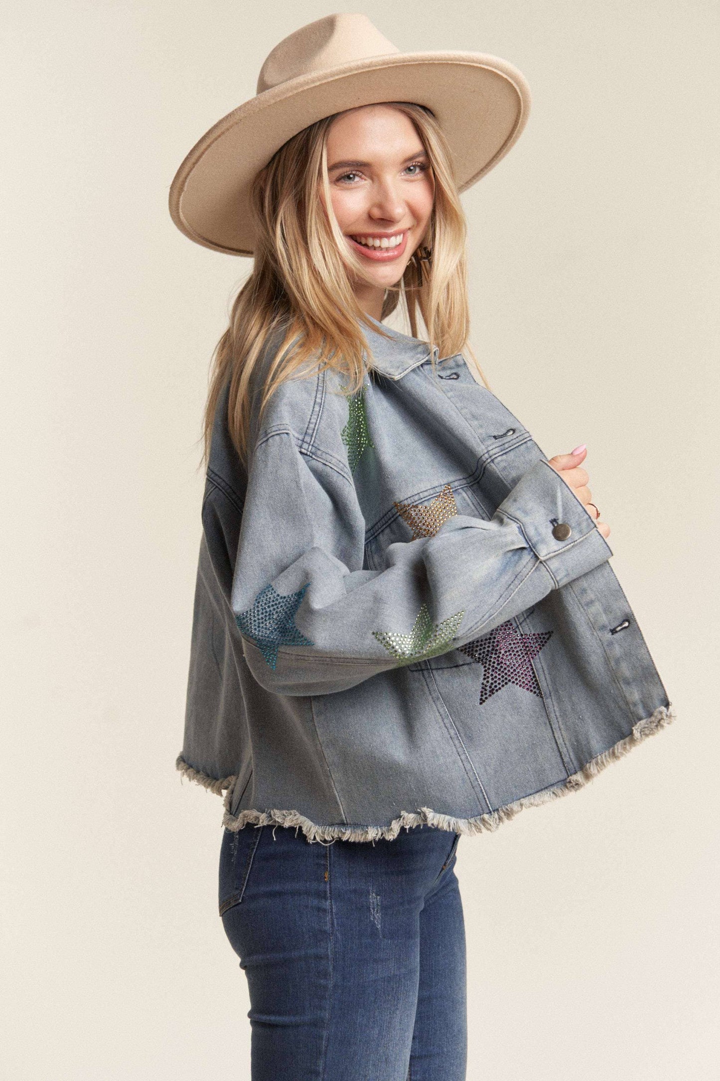 LKJ8209- RHINESTONE STAR ACCENT DENIM JACKET
