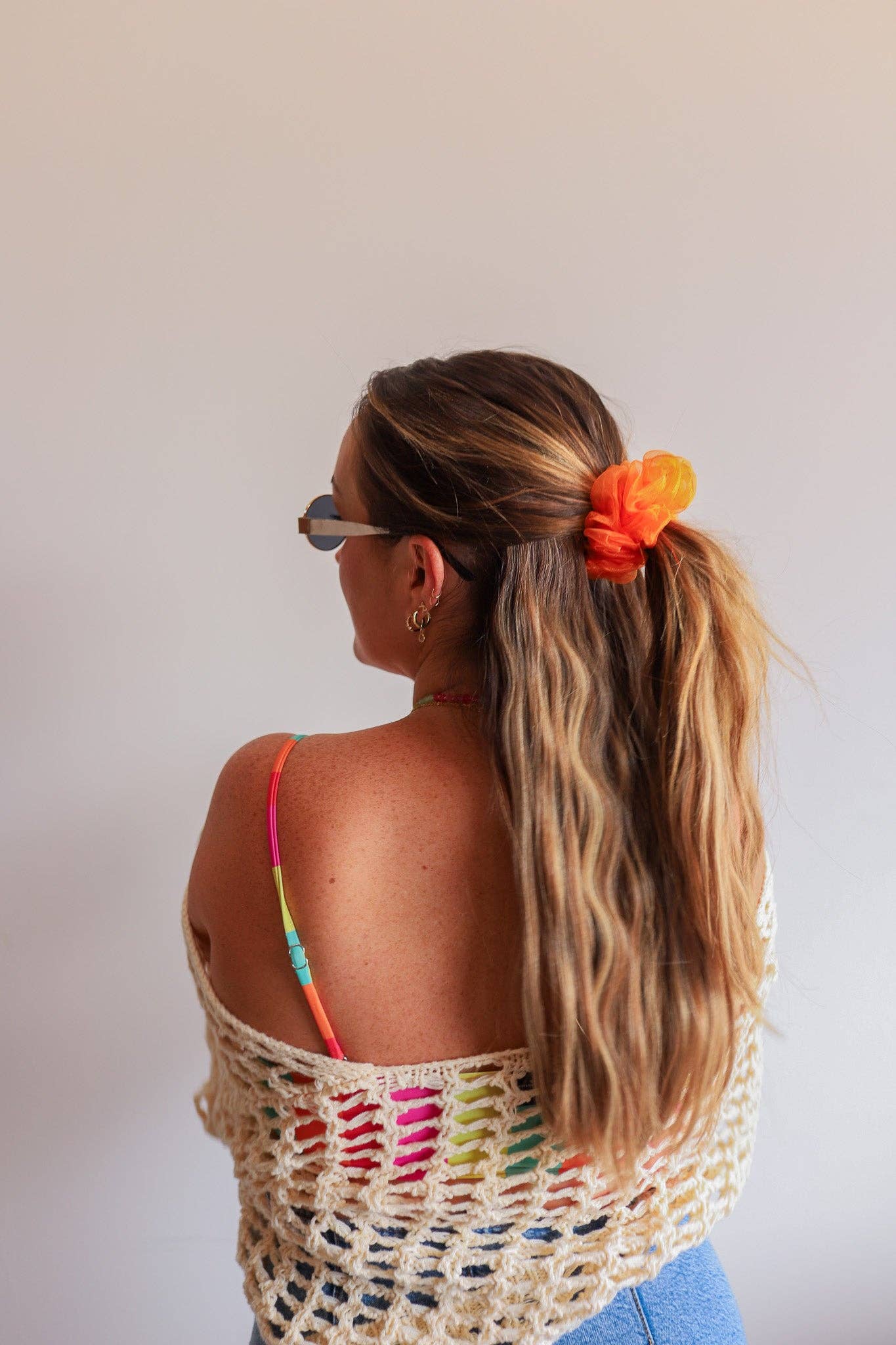NEON MIDI ORGANZA SCRUNCHIE