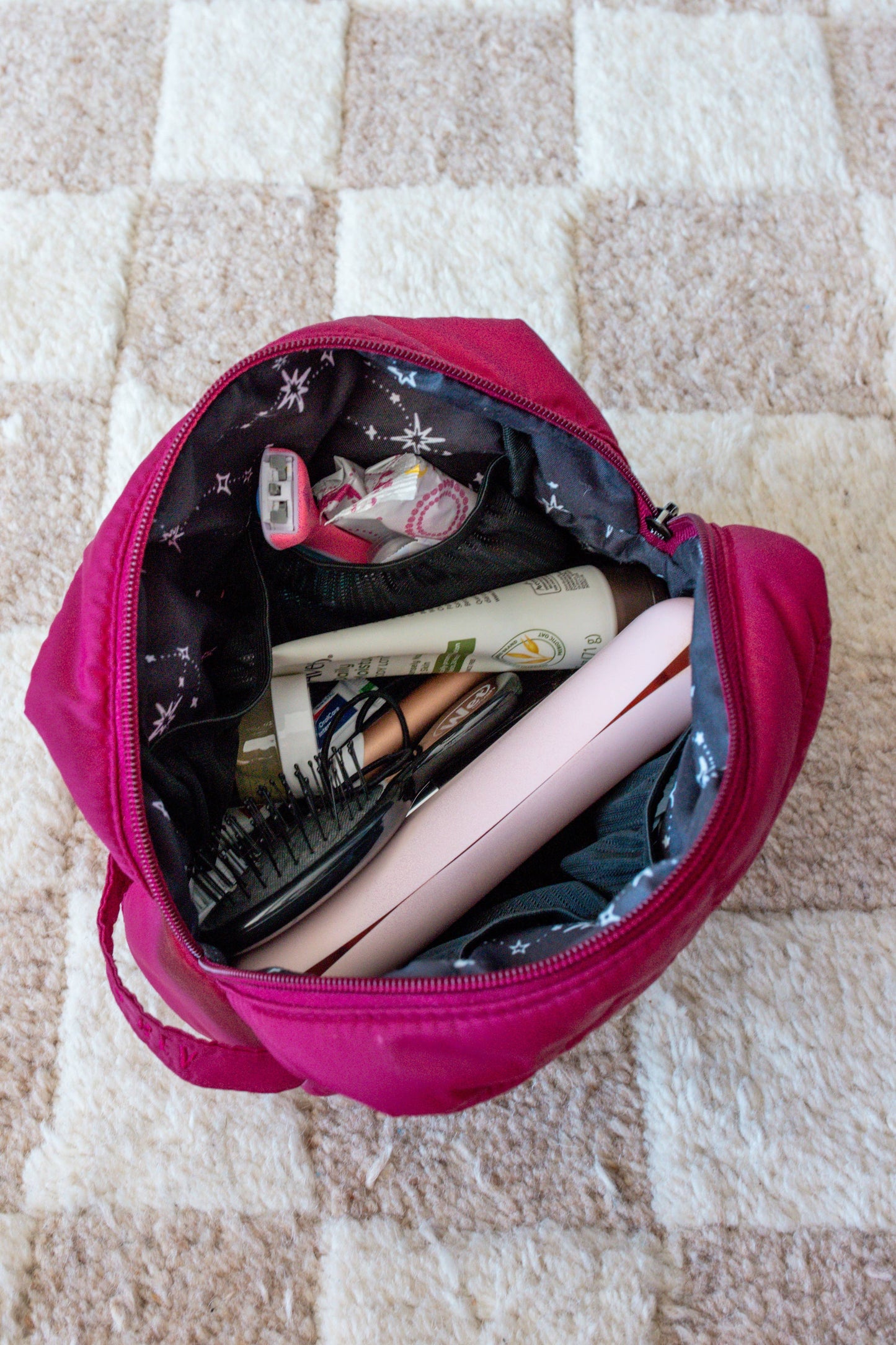 Cloud Pouch in Black Cherry