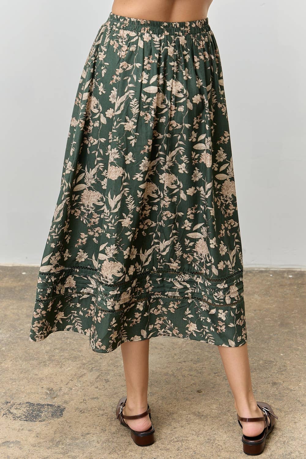 FLORAL PRINT LACE TRIM MIDI SKIRT