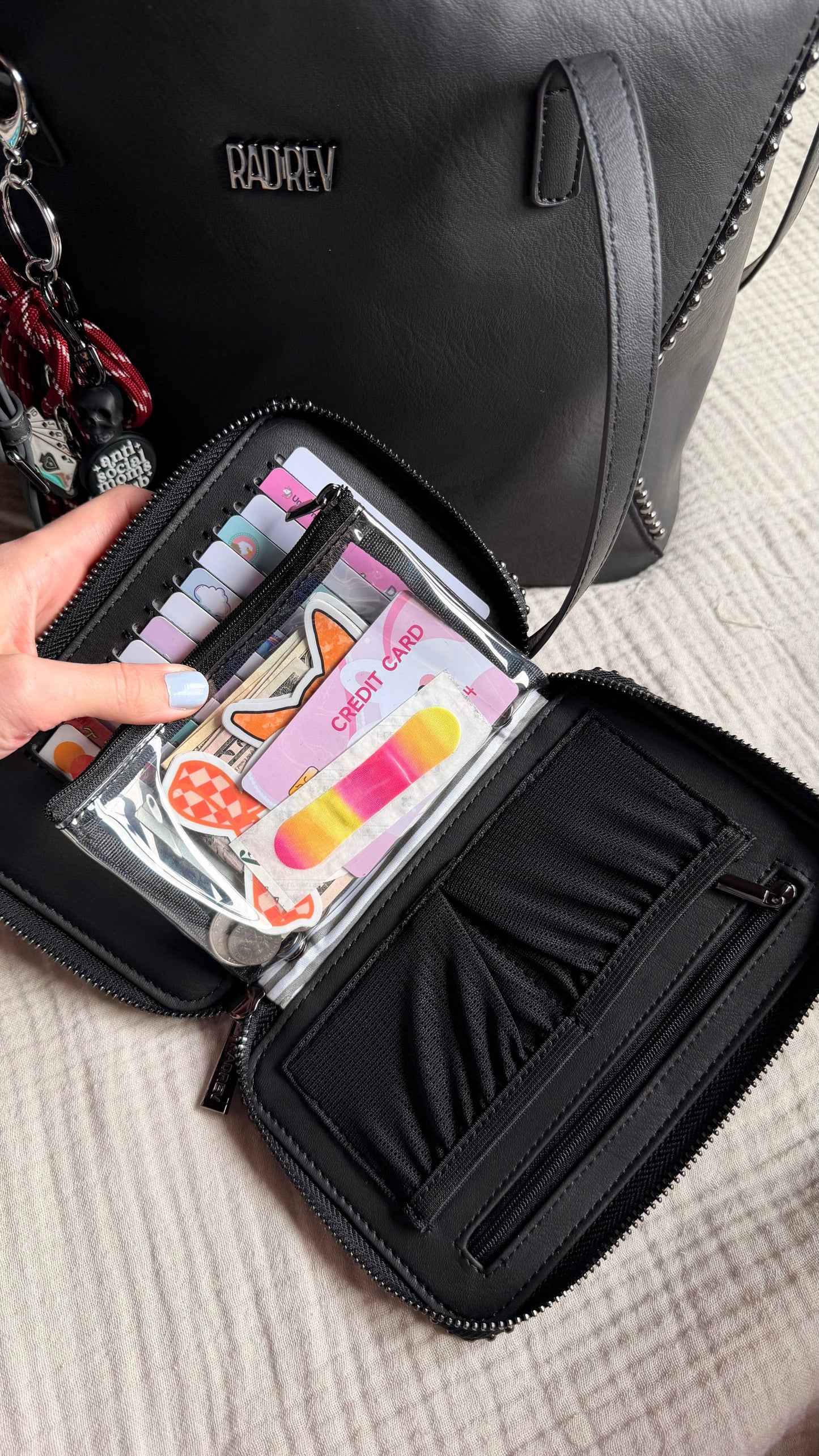 Bubble Wallet in Matte Black