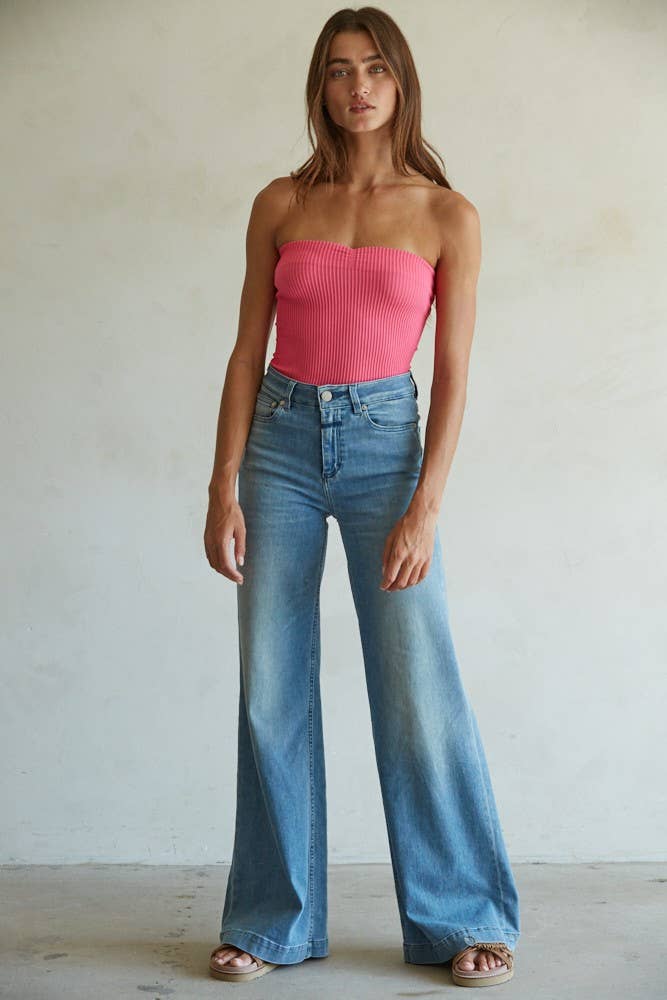 S1188N | Sweetheart Neckline Seamless Ribbed Tube Top
