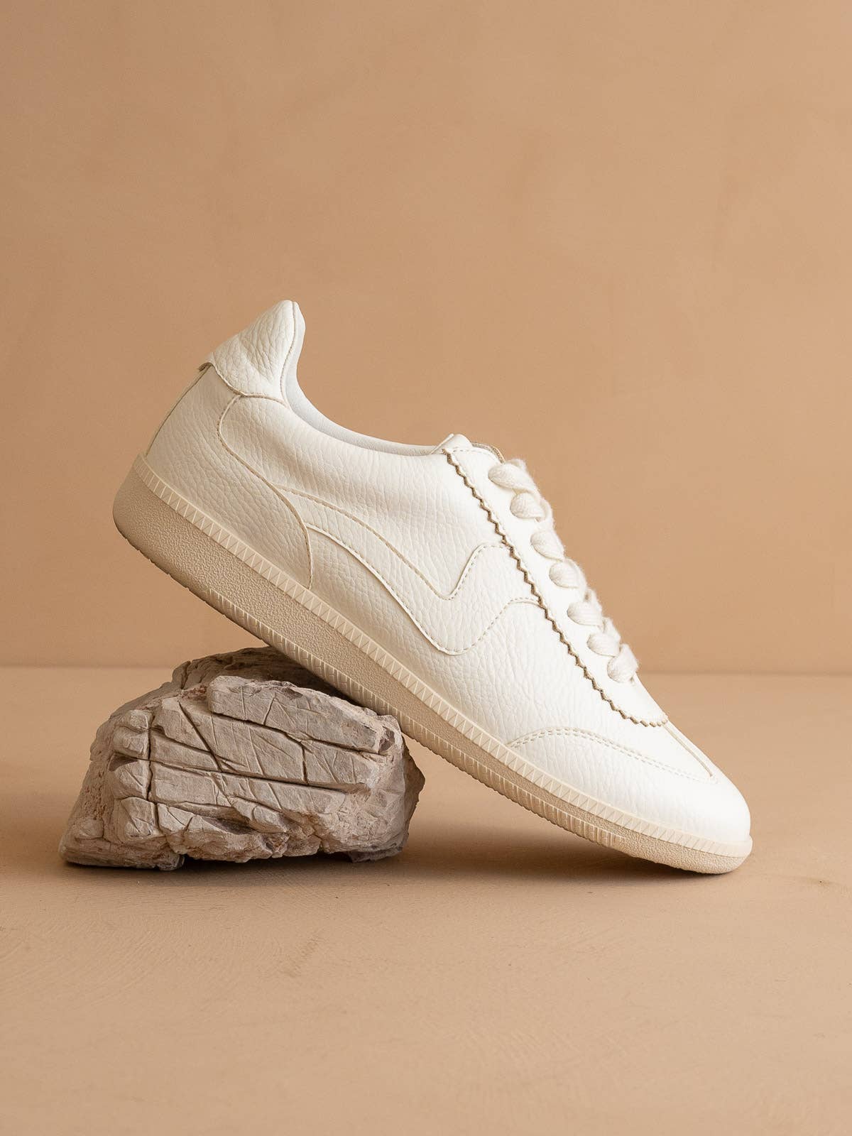 The Kyla | White Classic Low Top Sneakers