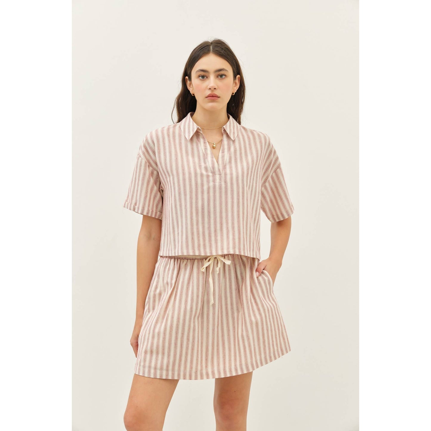 STRIPE MINI SKIRT WITH ELASTIC BAND AND POCKETS
