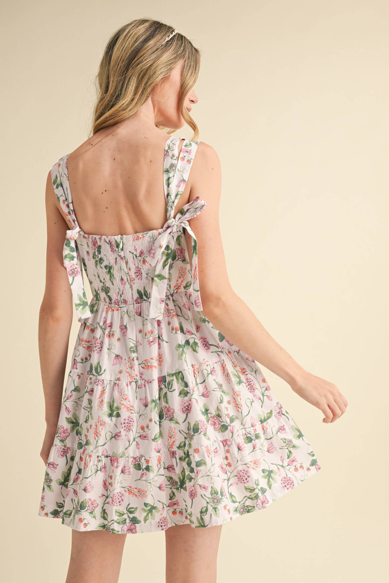 FLORAL TIERED MINI DRESS WITH TYING STRAPS MDR3808
