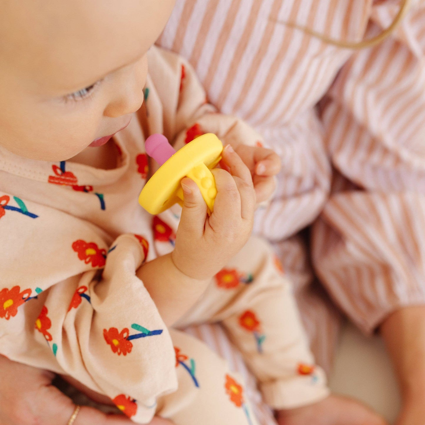 Flip & Store Pacifier + Teether