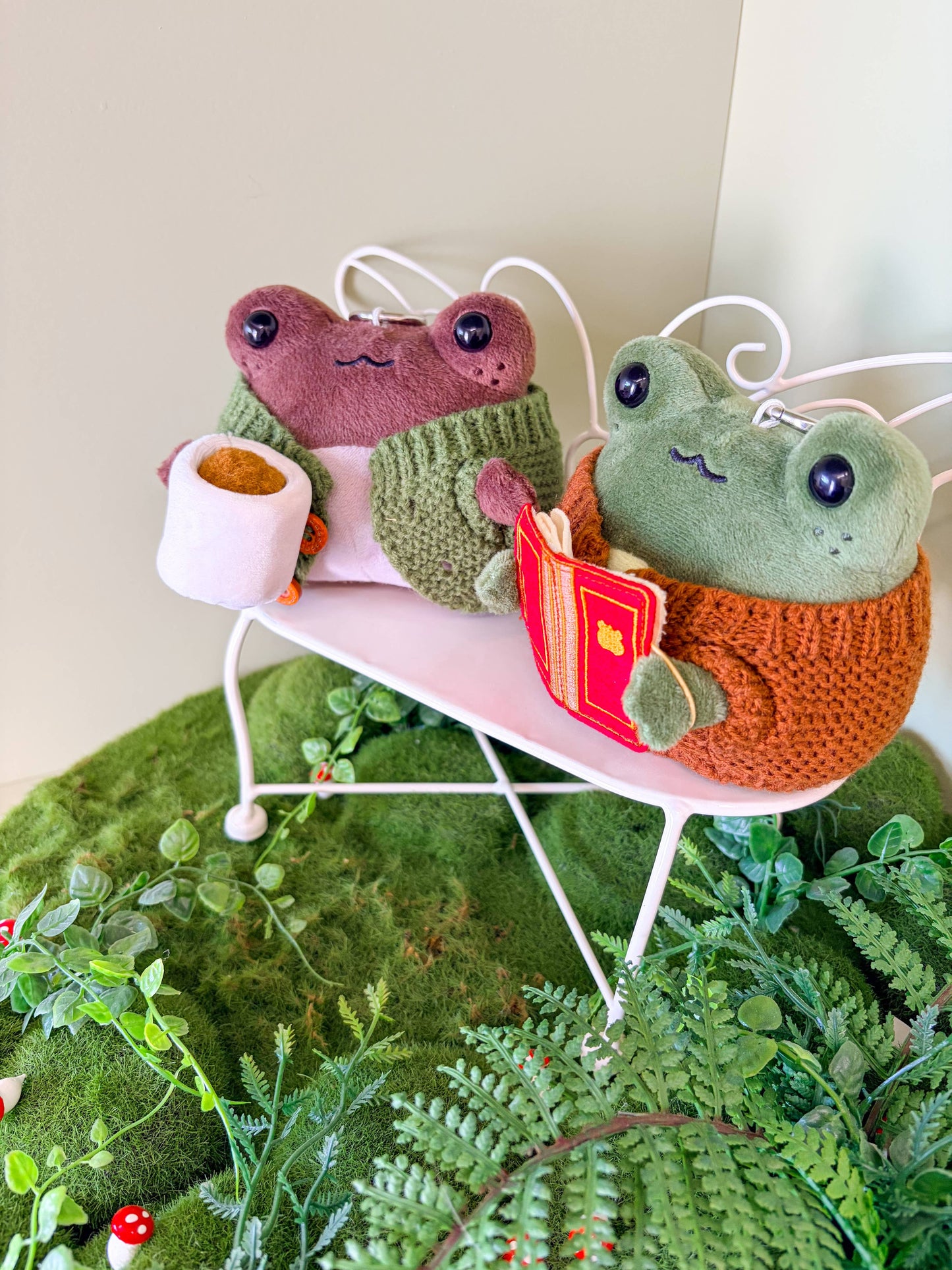 Frog Friend - Limited Edition - Plushie Doll
