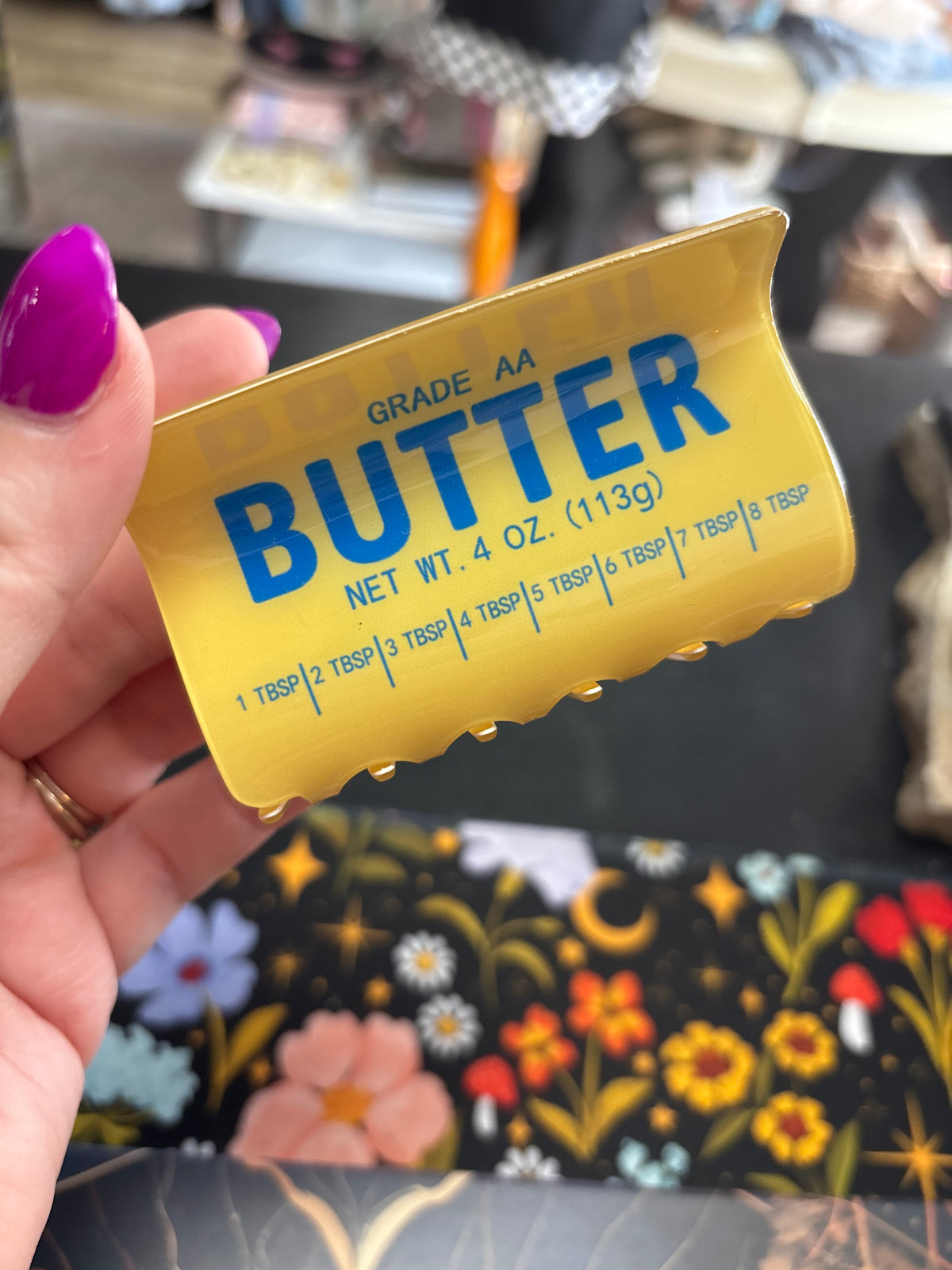 butter hair clip