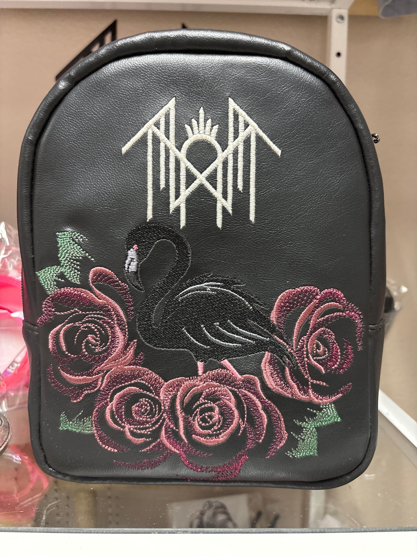 Jerry w Roses Sling Bag