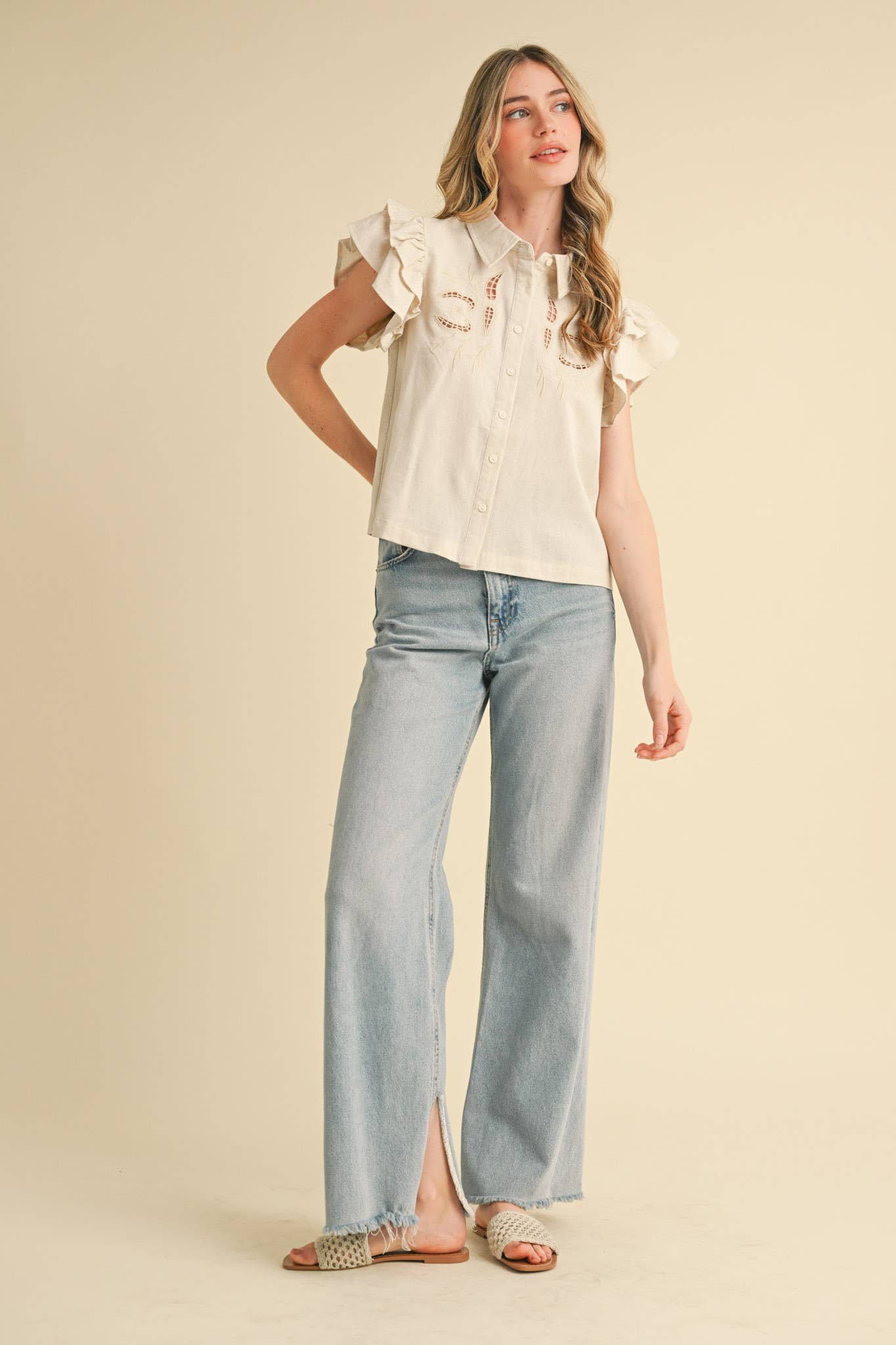 EMBROIDERED CUT OUT BUTTON DOWN TOP MTP3823