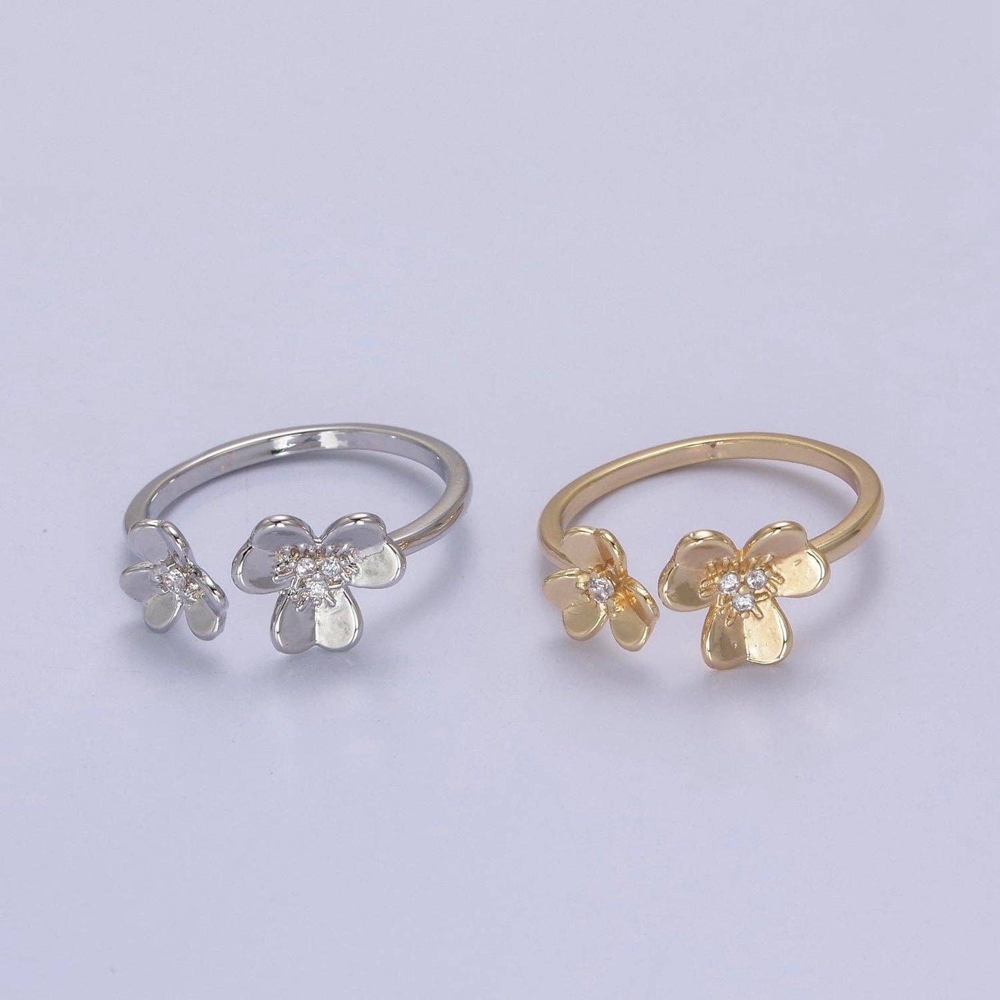 Dainty Daisy Ring in Gold / Silver Open Adjustable Flower Ring U-493