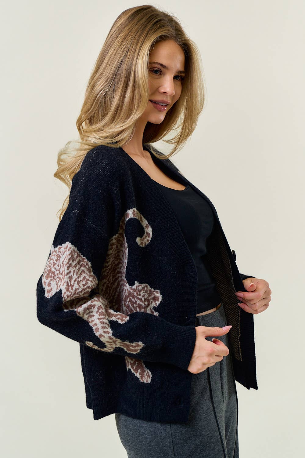 TIGER PRINTED SWEATER CARDIGAN - 1701C