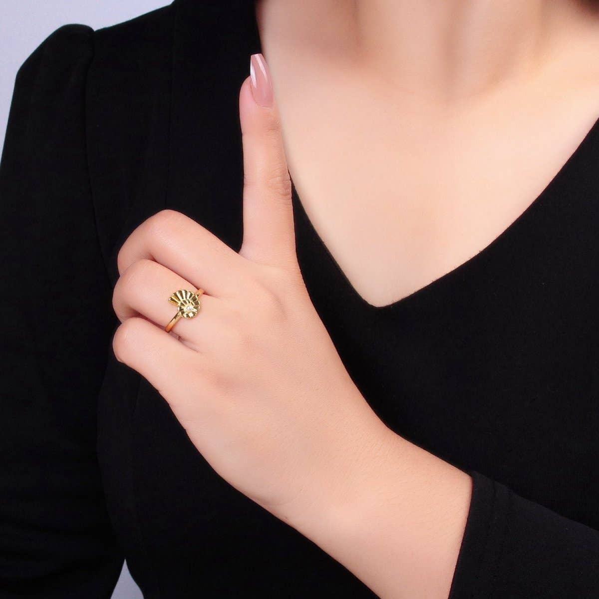 24K Gold Filled Clam Shell Pearl Adjustable Ring | U421