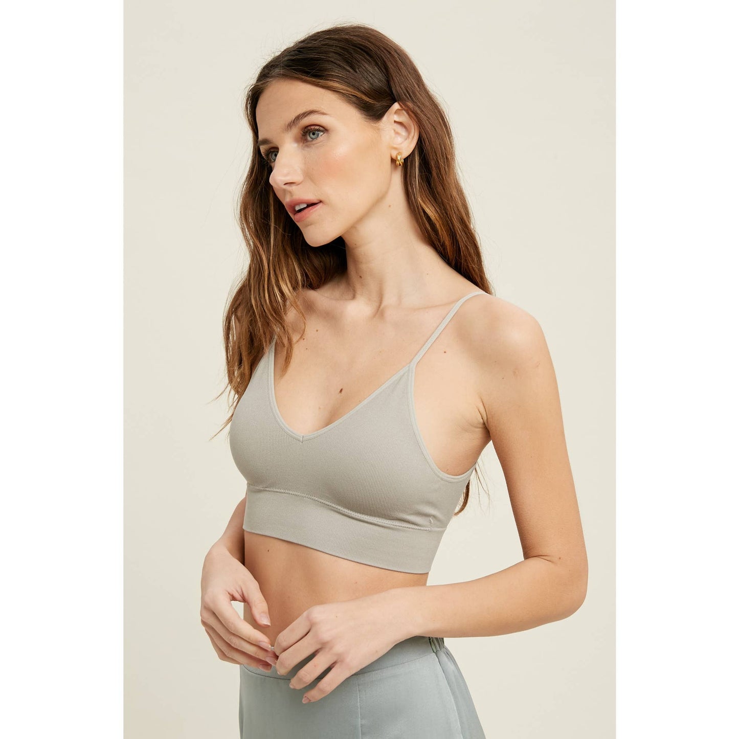 RIBBED SEAMLESS LOW BACK BRALETTE / WL22-6606