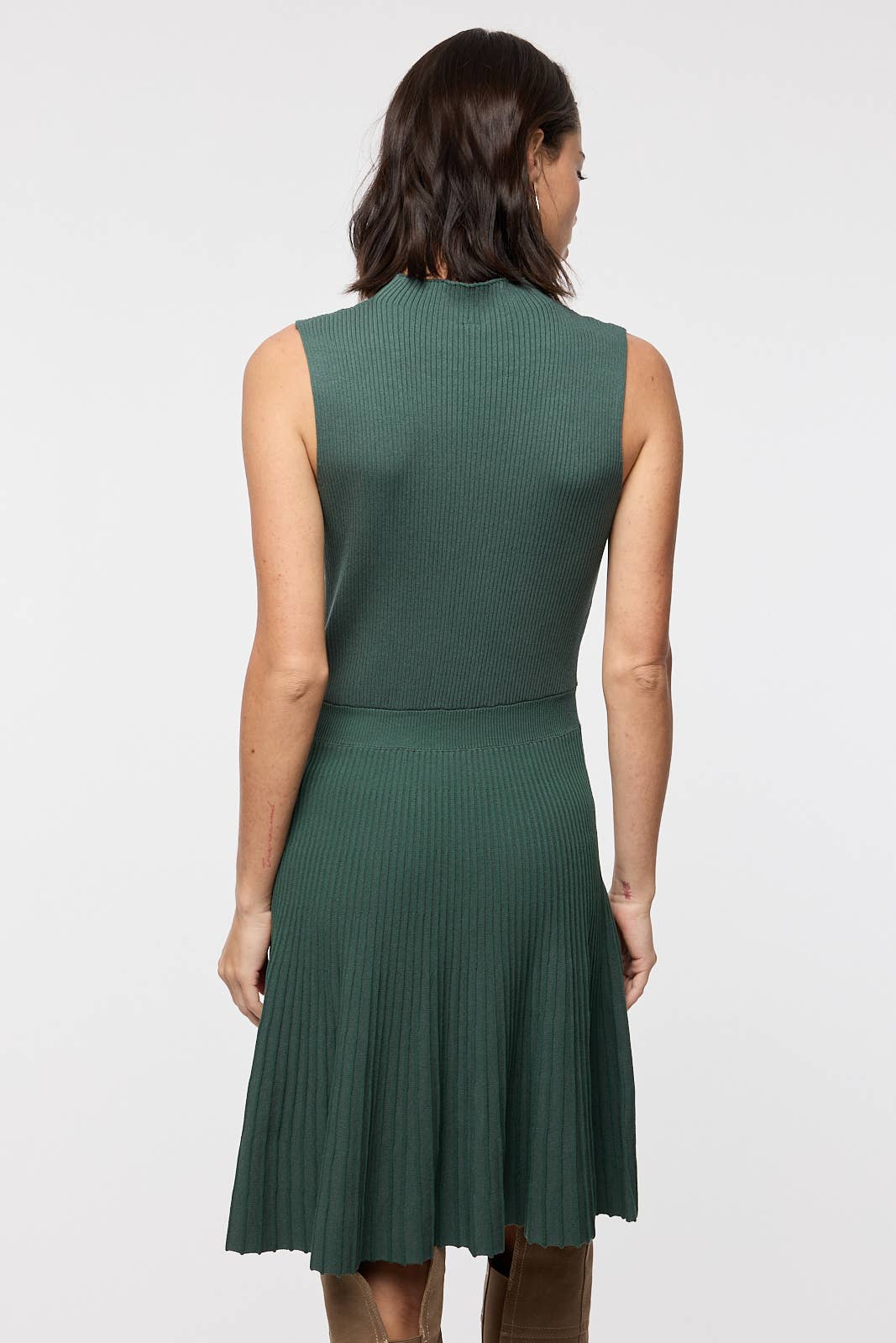 PLEATED MOCK NECK SWEATER MINI DRESS / WL25-11297