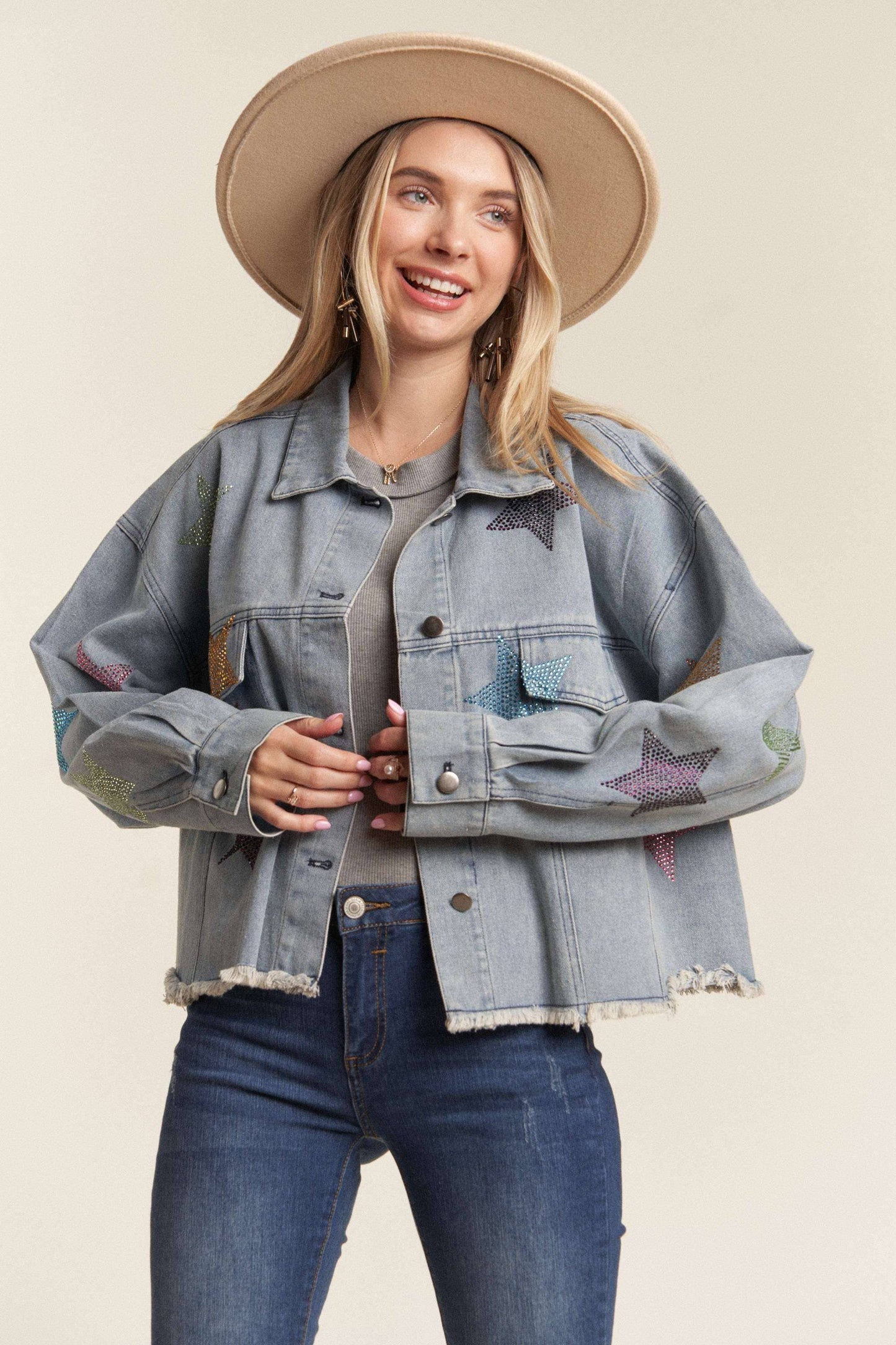 LKJ8209- RHINESTONE STAR ACCENT DENIM JACKET