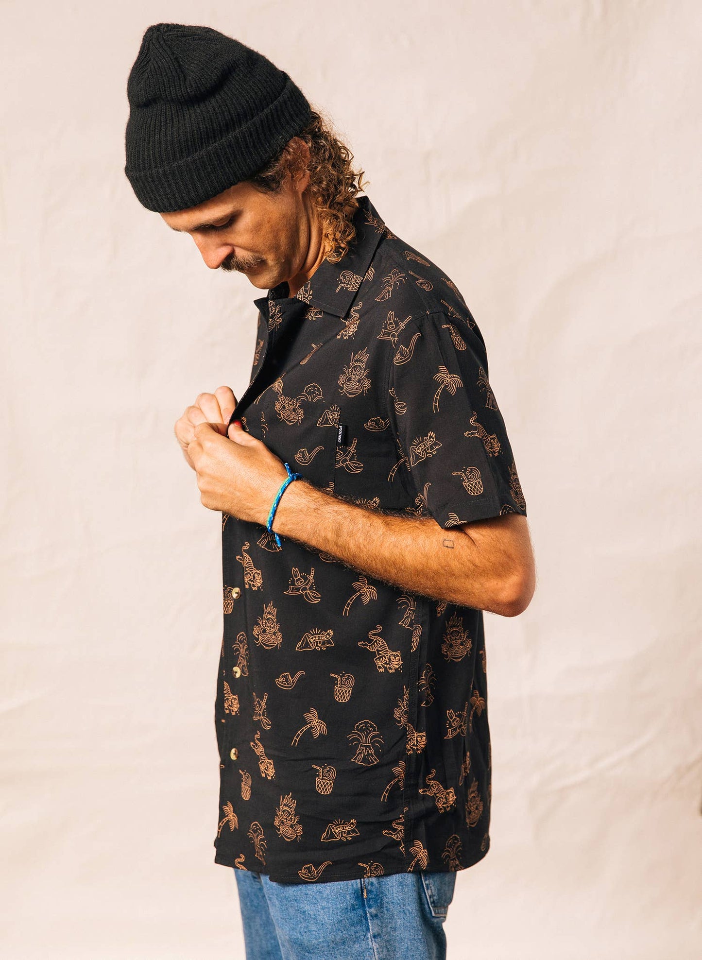 Spicy Noods Casual Button Down Shirt Men Women Food