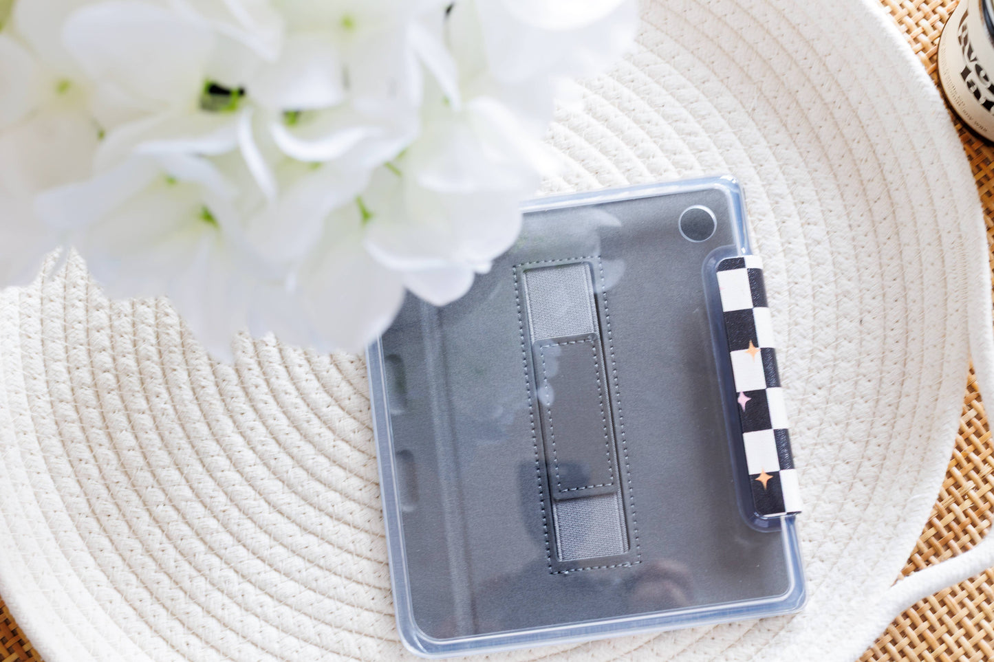 Coquette Berries Clear Back and Handstrap Kindle Case